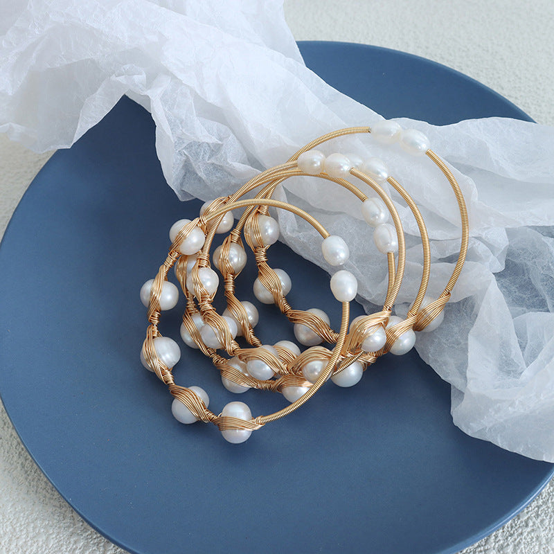 Bracelet 18K gold light luxury and noble inlaid pearl design