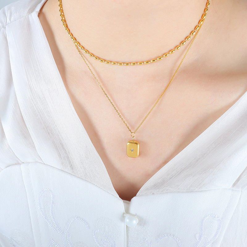 Necklace 18K gold exquisite and noble square with double layer stacking design pendant