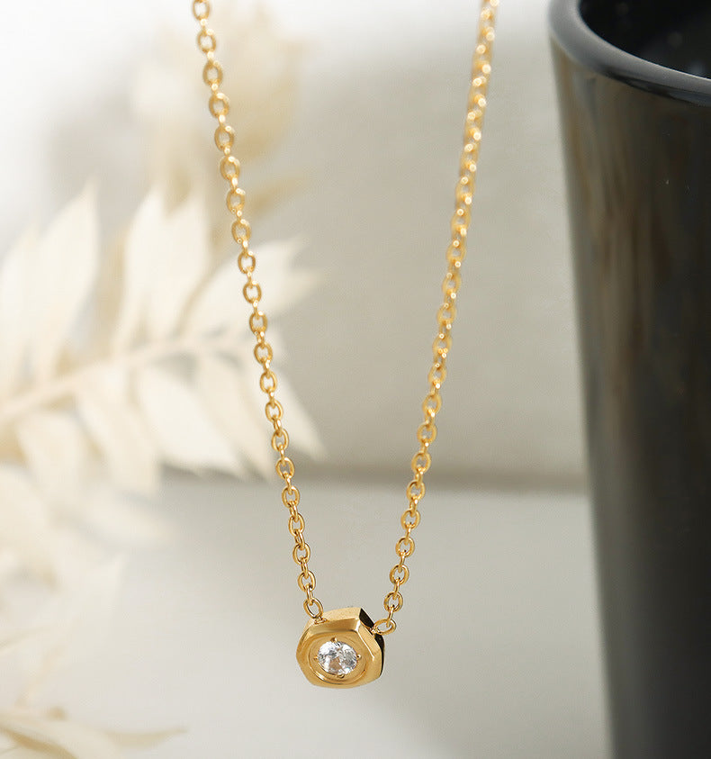 Necklace 18K Gold Simple Versatile Irregular Rhombus Inlaid Zircon Design