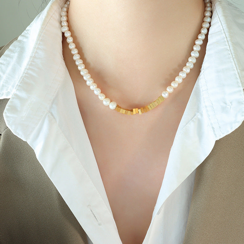 Necklace 18K gold light luxury fashionable versatile pearl stitching triangular design