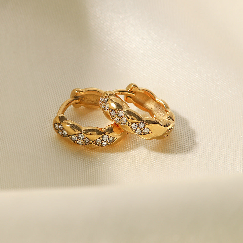 Earrings 18K gold Fashionable and versatile inlaid white diamond