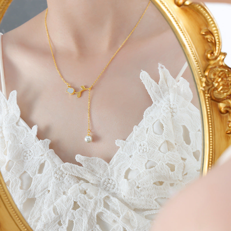 Necklace 18K Gold Fashion Trend Rose Versatile Inlaid Gemstones with Pearl Tassel Design