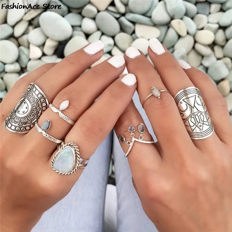 Ring Set for Women/Girls 4Pcs/set Unique Vintage Carving Tibetan Silver Plated Bohemian Punk Boho Ring Sets Jewelry