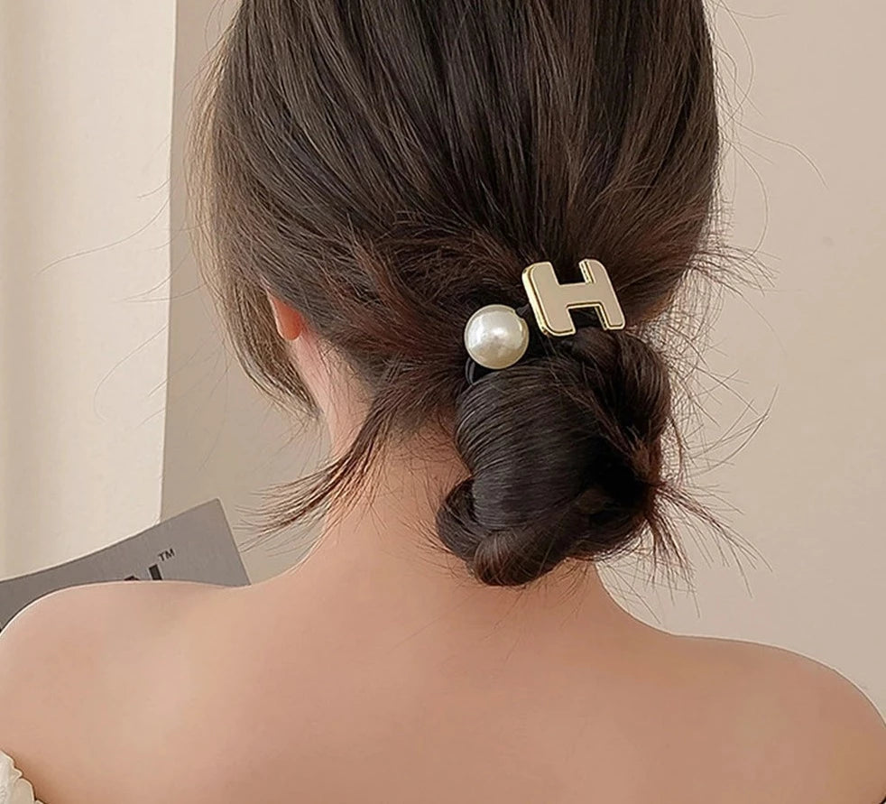 Hair Bands Women Girls Elegant Metal Letter Hair Ties With Pearl Elastic Ponytail Holder