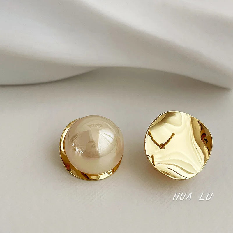 Earrings For Women New Light Luxury Elegant Golden Pearl Stud Fashion Cute Party Gifts Jewelry