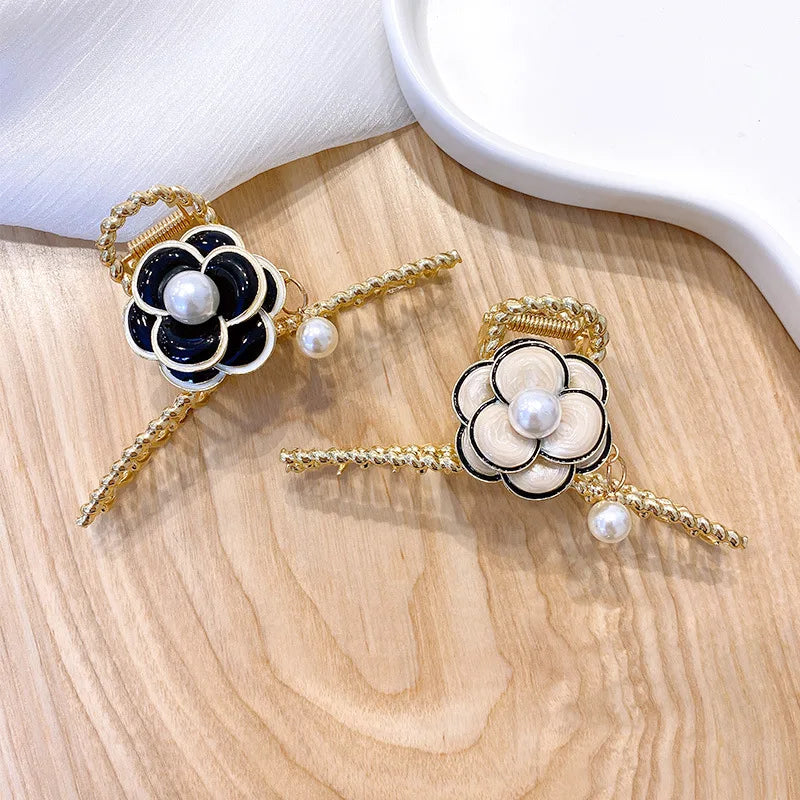 Hair Claw Clip For Women Retro Pearl Flower Crab Shark Clips Barrettes Luxury Fashion Hair Accessories