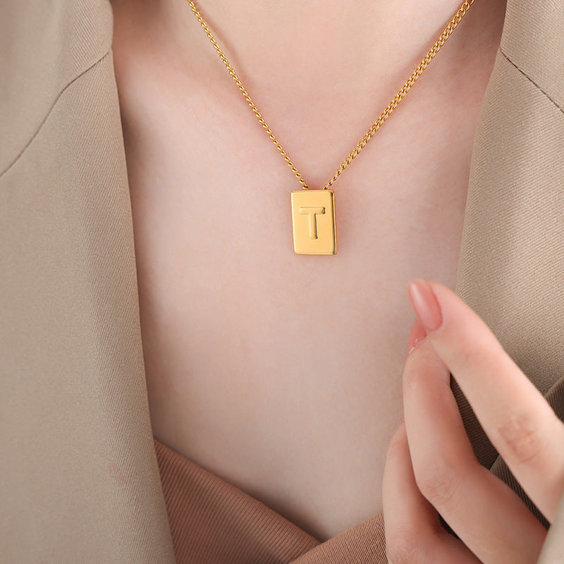 Necklace 18K romantic personalized square shape with 26 English letters design