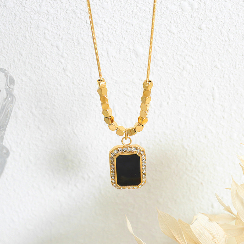 Necklace 18K gold fashionable versatile irregular baguette gem-set diamond and geometric square design